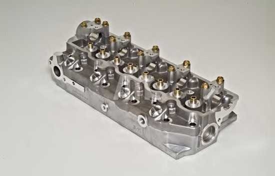Головка блоку циліндрів MITSUBISHI 2.5 TD 94-98 amcfilters 908513