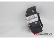 toyota 1237146150 Insulator, Engine