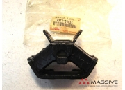 toyota 1237154024 Insulator, Engine
