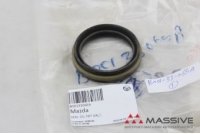 MAZDA B001-33-065A