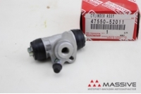 TOYOTA 4755052011